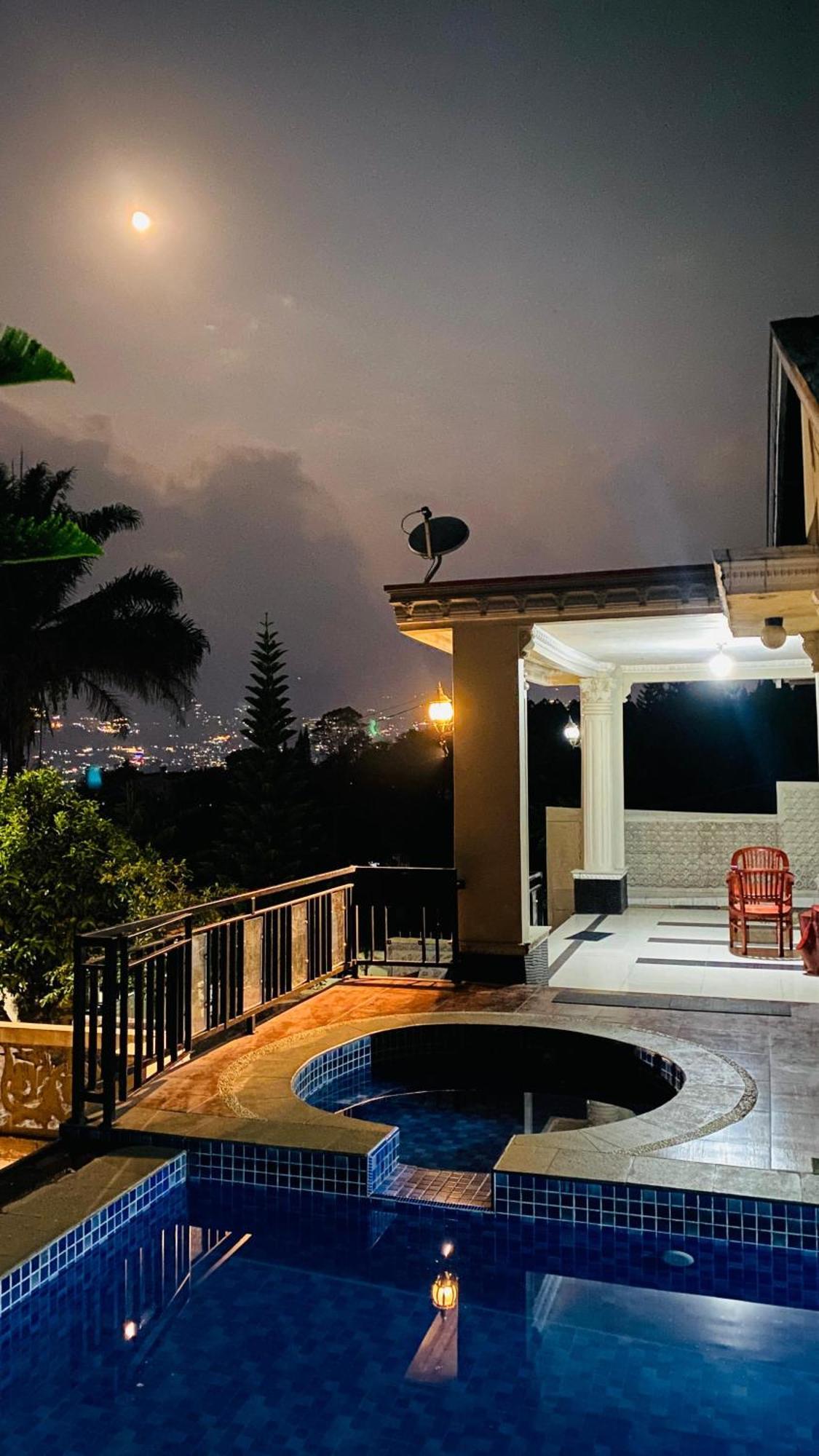 Villa Bravira Cisarua Bagian luar foto